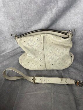 Louis Vuitton Selene PM Shoulder Bag in Winter White Mahina Leather